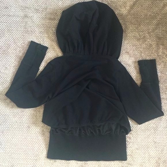 Lululemon Rare and Unique Hooded Jacket - Picture 6 of 10